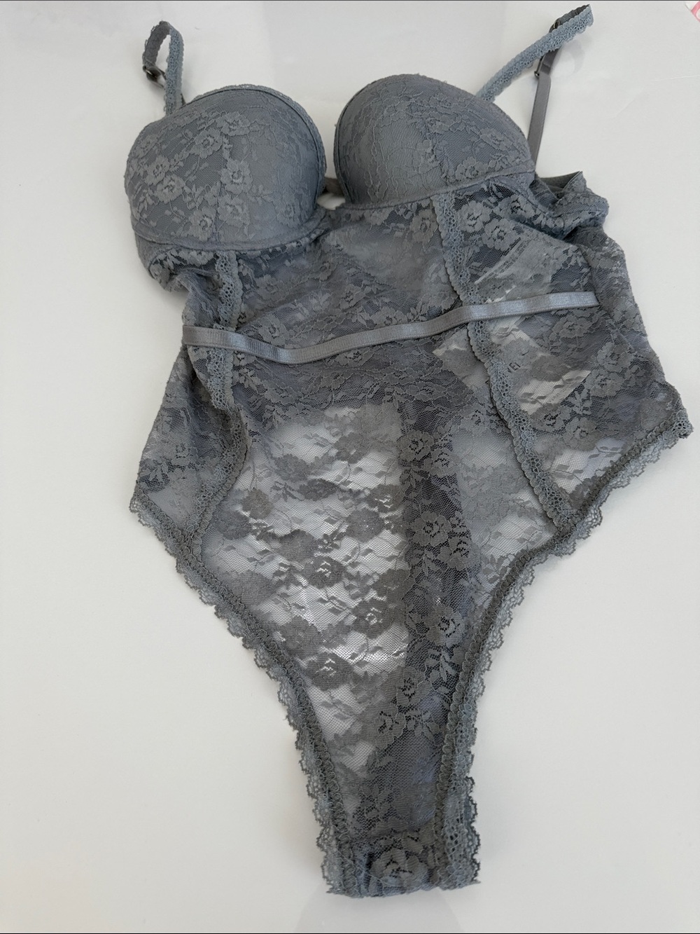 Forever 21 Gray Lace Bodysuit Lingerie with Underwire Cups